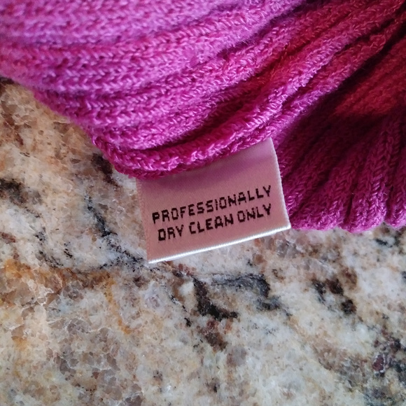 St. John Textured Knit Camisole Crop Top Shell EUC - Picture 6 of 8